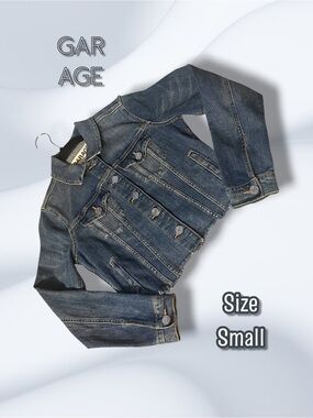 Garage Classic Fit Stonewashed Distressed Crop Blue Denim Jean Jacket Size Small